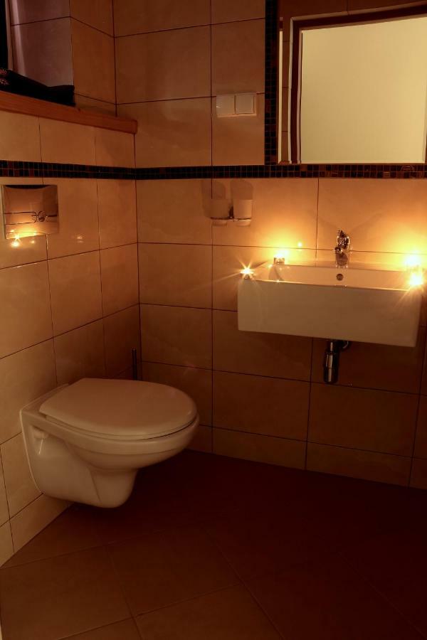 Apartamenty Przy Trakcie Cesarskim 벵기에르스카 구르카 외부 사진